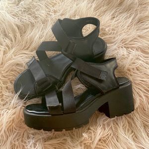 Vagabond chunky platform sandals